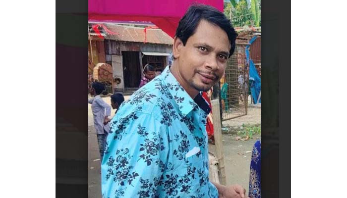 অফিসেই অফিস সহকারীর ঝুলন্ত লাশ উদ্ধার