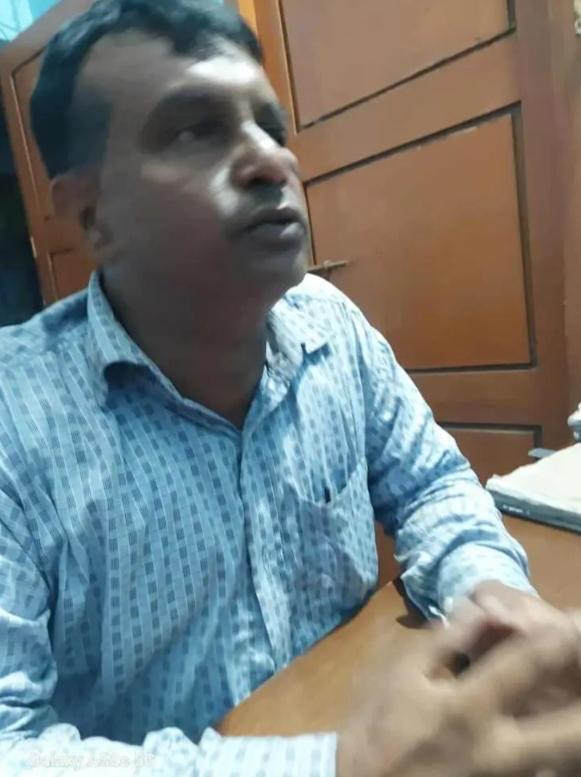 খুলনায় চাঁদার টাকা দাবিতে খাদ্য কর্মকর্তা অপহরণ:৭ জনের বিরুদ্ধে মামলা, গ্রেপ্তার ২,