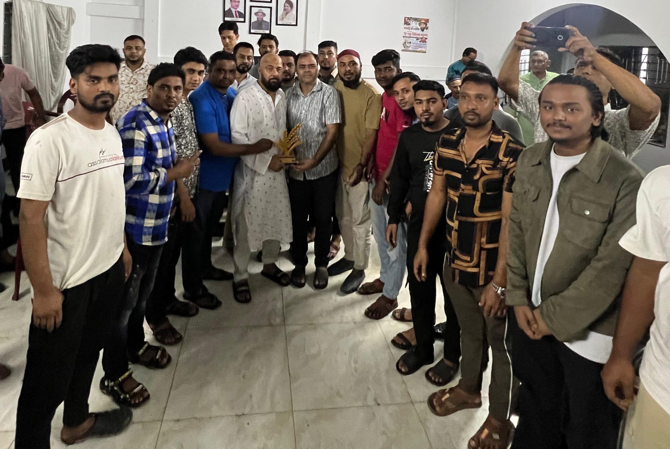 সিলেট ৩ আসনের ধানের শীষের মনোনয়ন প্রাপ্তি এম এ মালিক ভাইয়ের সাথে সৌজন্যে সাক্ষাৎ