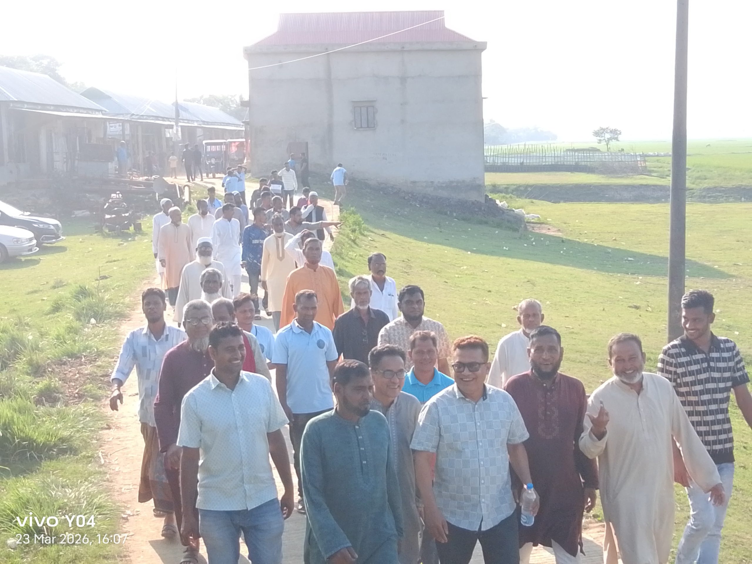 দিরাই উপজেলা বিএনপির যুগ্ম আহ্বায়ক হুমায়ুন কবির তালুকদার স্থানীয় নেতাকর্মীদের সাথে নিয়ে ঈদ পূর্ণমিলনী ও মতবিনিময় সভায় অংশগ্রহণ করেছেন