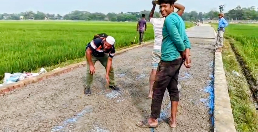 দিরাইয়ে কোটি টাকার সড়ক উন্নয়ন কাজে অনিয়মের অভিযোগ