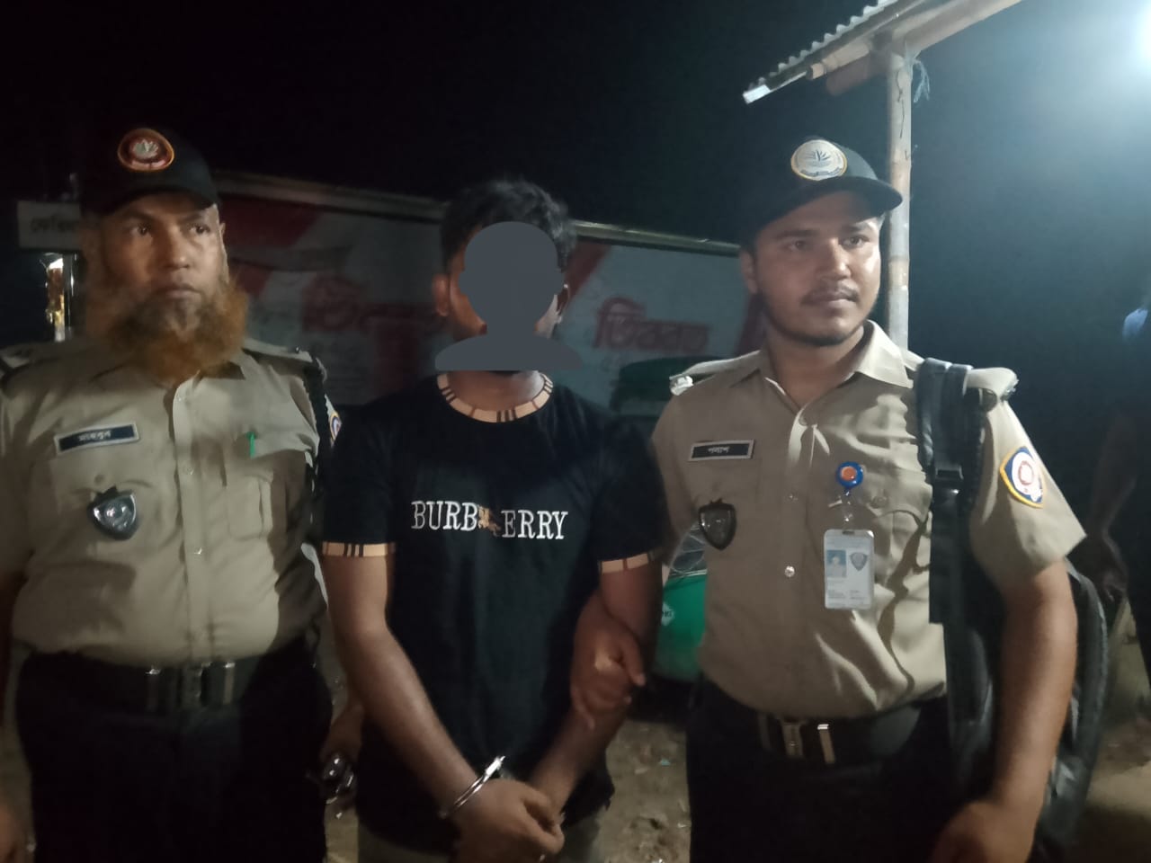 সুনামগঞ্জে ৫৪ পিস ইয়াবাসহ যুবক আটক।