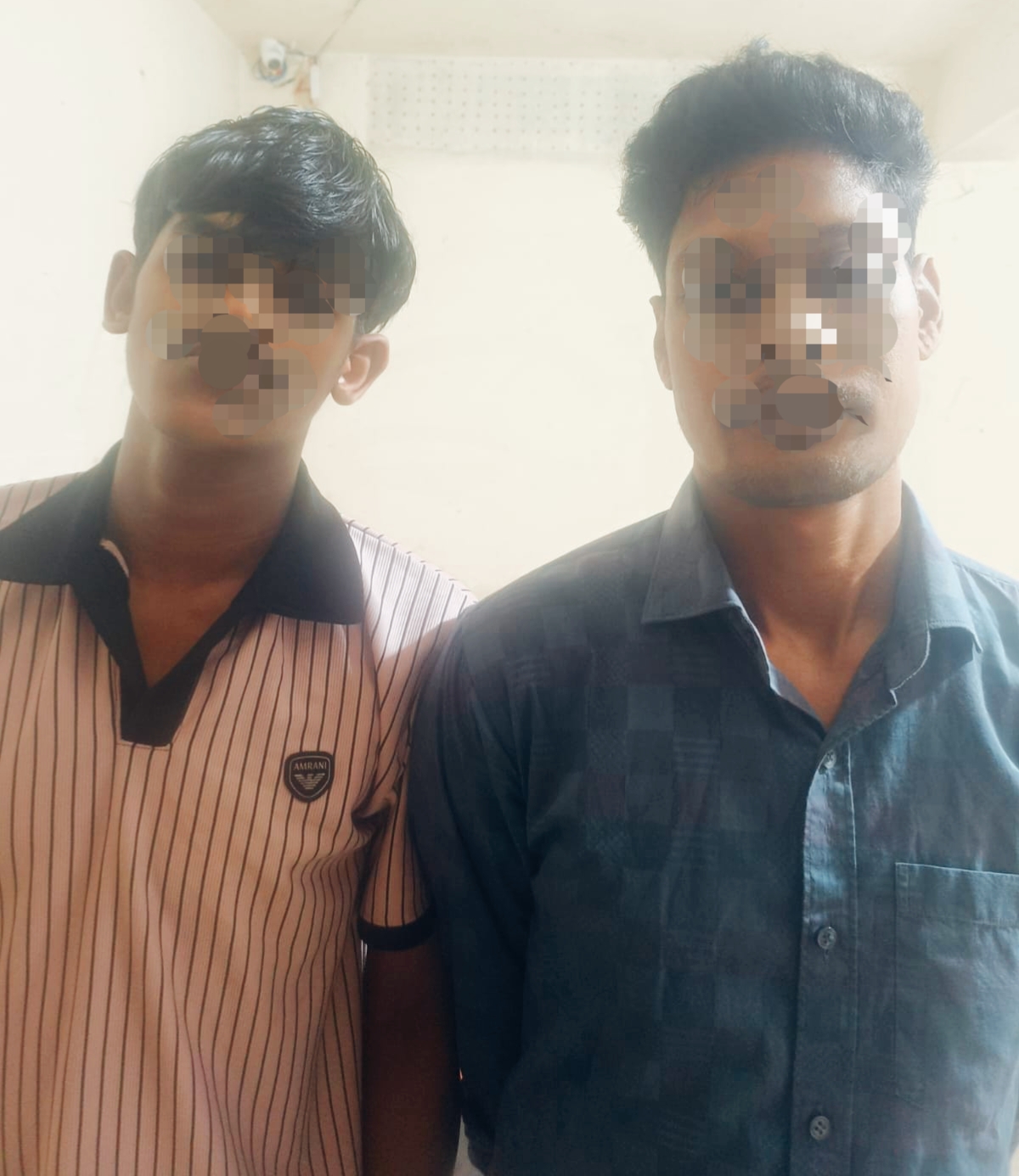 ‎রাজনগরে গৃহবধূকে ধর্ষণের চাঞ্চল্যকর অভিযোগ, ওসি এনামুল হকের নেতৃত্বে স্বামী ও তার বন্ধু গ্রেপ্তার ‎