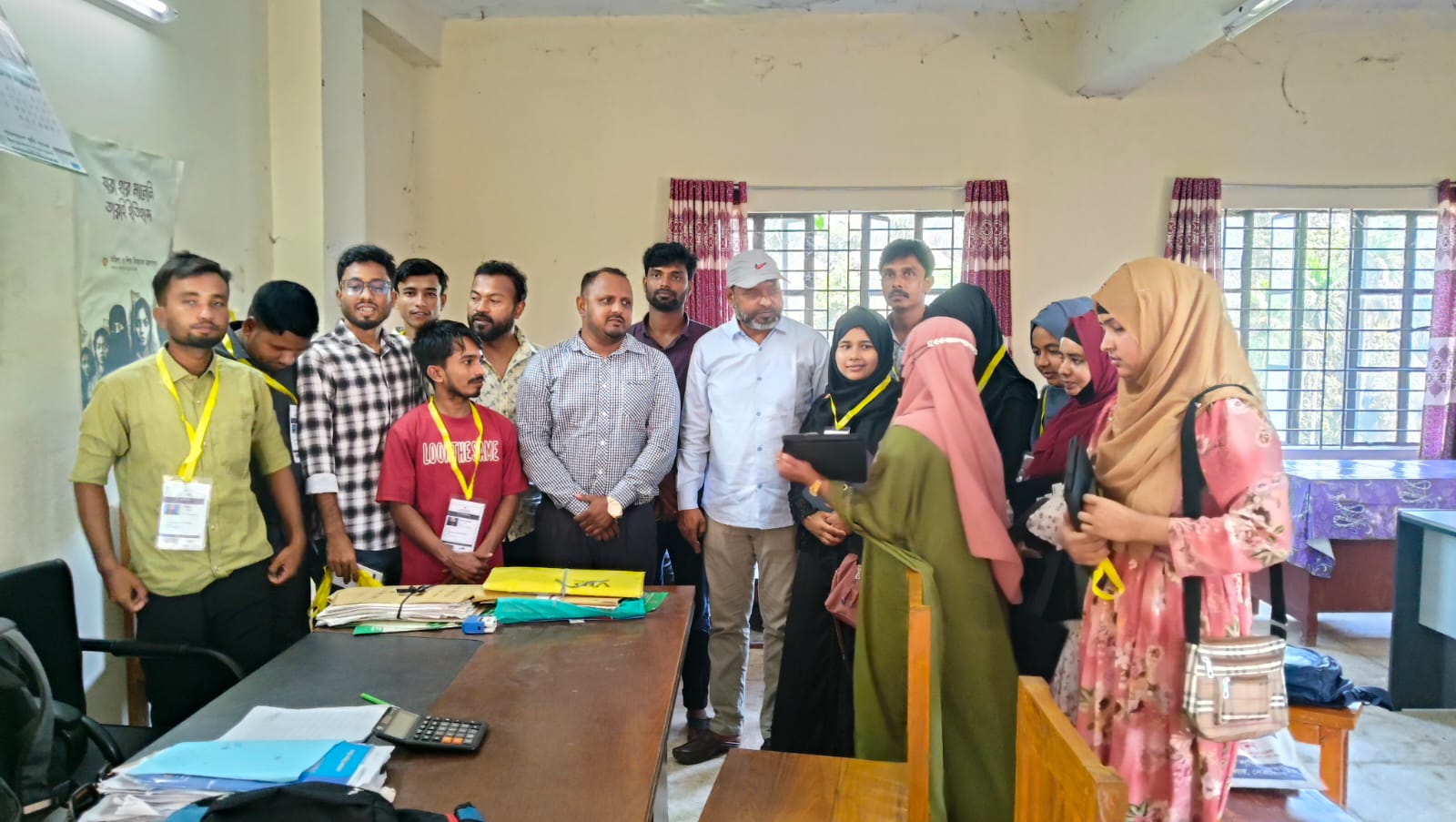 মধ্যনগরে ফ্যামিলি কার্ডের তথ্য সংগ্রহ কার্যক্রমের উদ্বোধন
