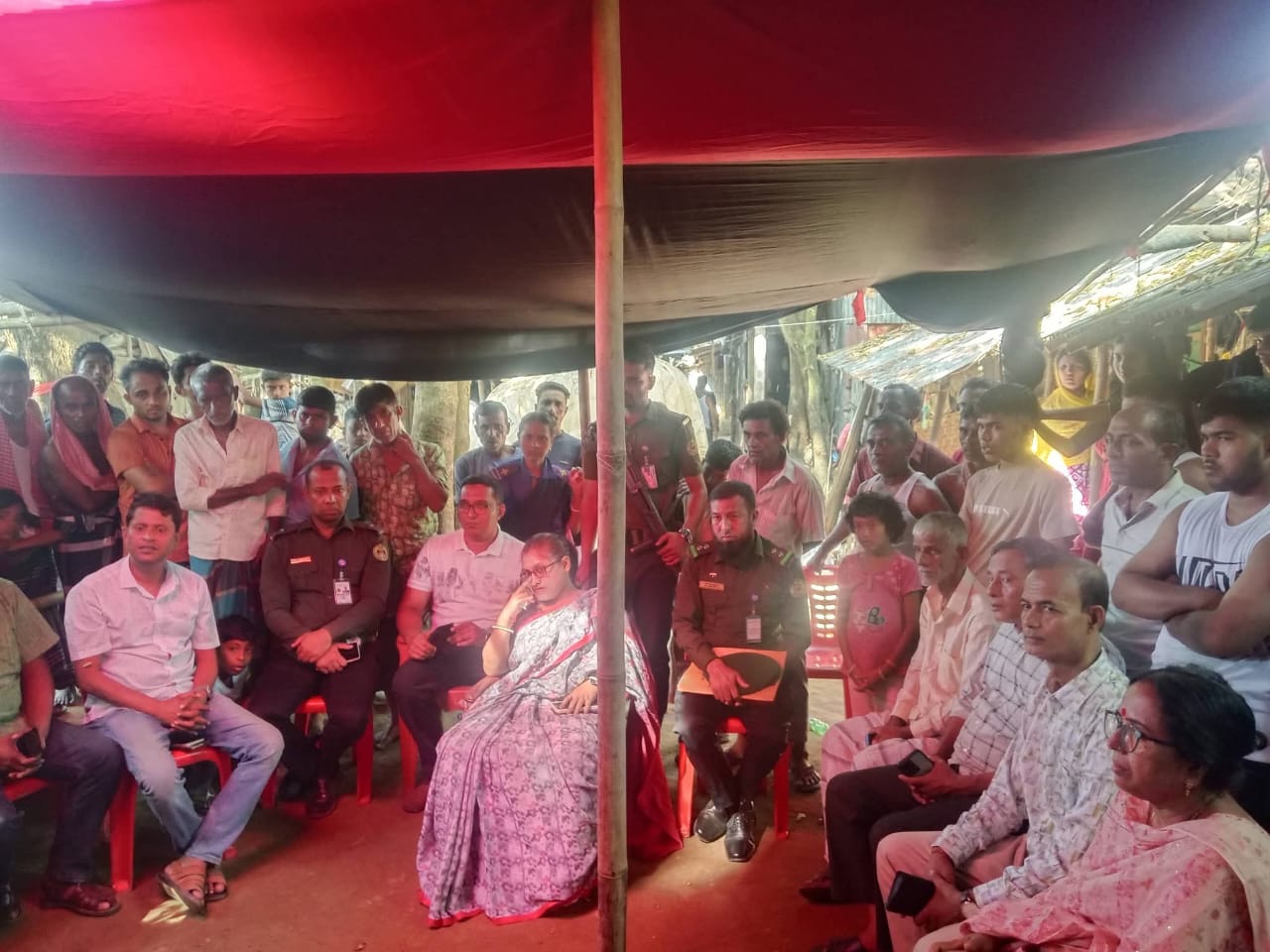 মহানবমীর আনন্দে শোকের মাতম: জামালগঞ্জে নিখোঁজের কয়েক ঘণ্টা পর নদীতে মিলল ৯ বছরের অদিতির মরদেহ।