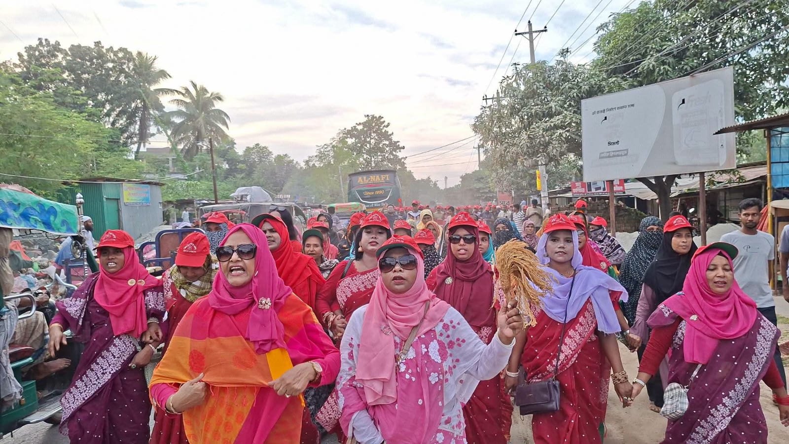 পত্নীতলায় যুবদলের ৪৮তম প্রতিষ্ঠাবার্ষিকীতে বর্ণাঢ্য র‍্যালি ও আলোচনা সভা