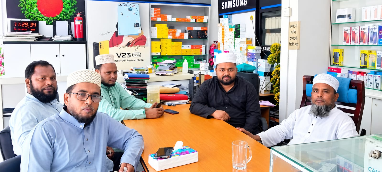 পাঁচবিবিতে এমপি সাঈদের সঙ্গে চেয়ারম্যান প্রার্থী এবাদতের মতবিনিময়